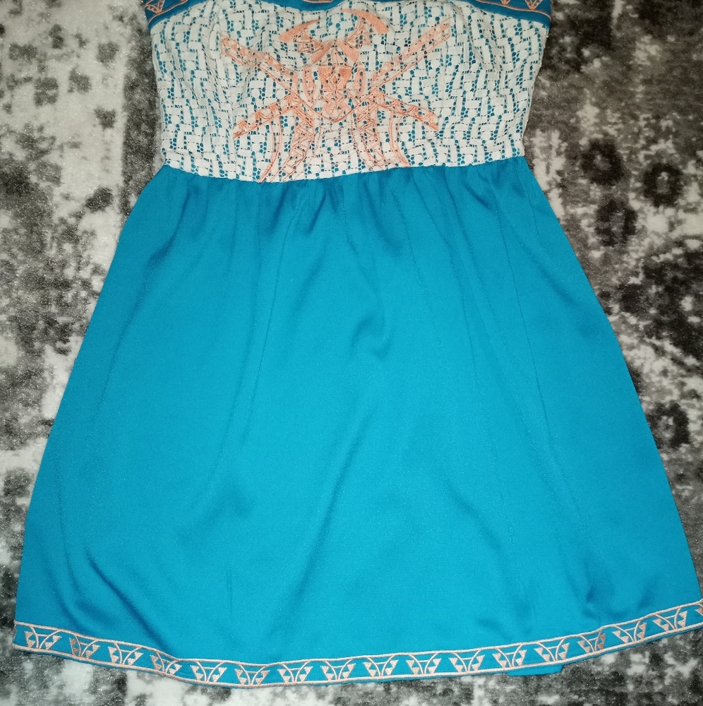 Strapless dress